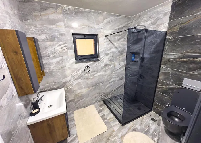 Adesa View * ספנג'ה