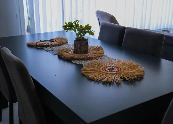 Adesa View * ספנג'ה